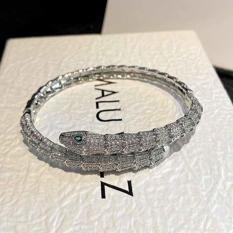Domineering Imitation Snake Scale Snake Shape Bracelet European and American Personality Green Eye Snake Bracelet Retro Fashion Cross-Border Punk Jewelry